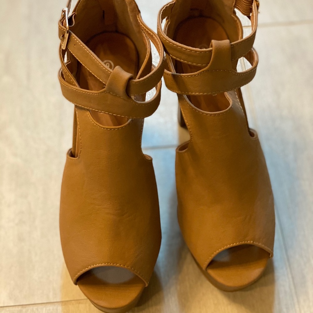 Women wedge heels